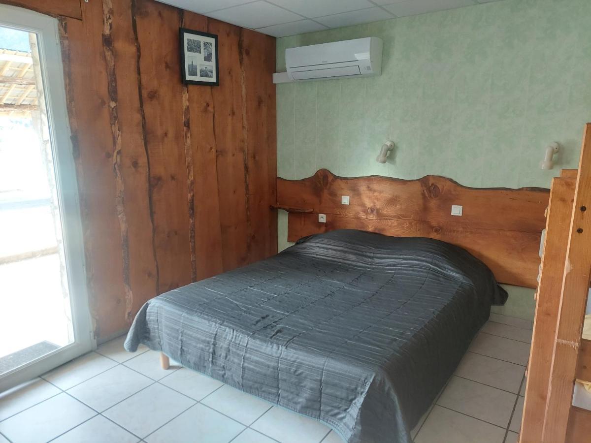 Hotel Restaurant Lancheton Saint-Julien-Mont-Denis 외부 사진