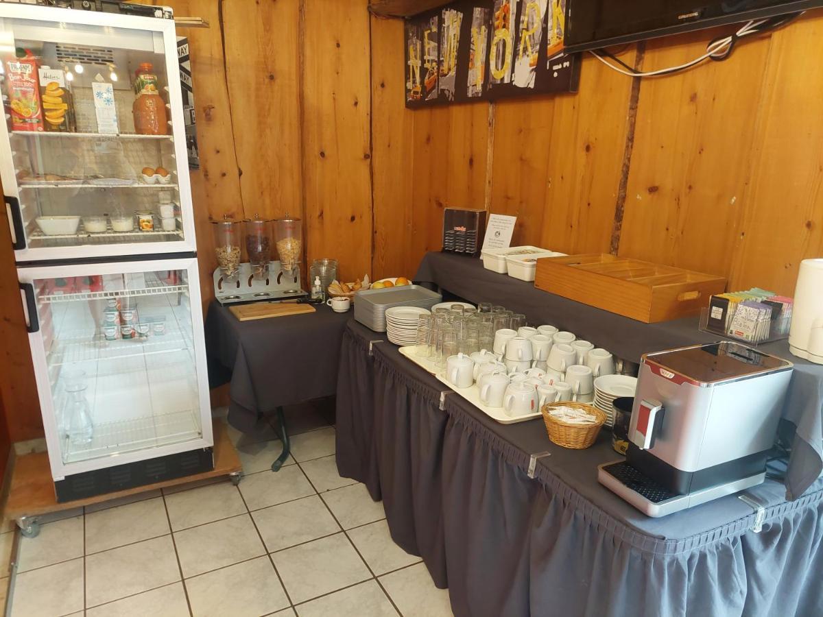 Hotel Restaurant Lancheton Saint-Julien-Mont-Denis 외부 사진
