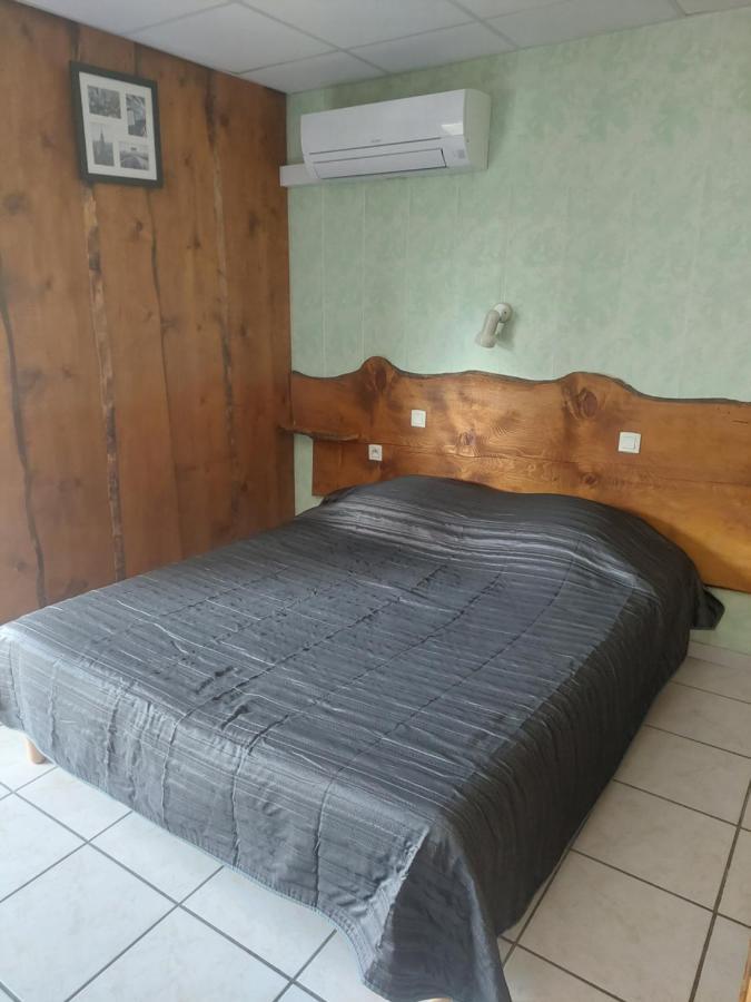 Hotel Restaurant Lancheton Saint-Julien-Mont-Denis 외부 사진