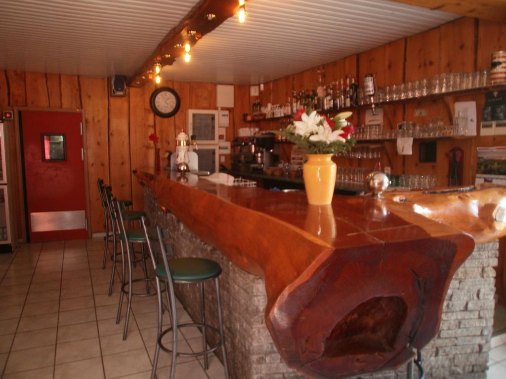 Hotel Restaurant Lancheton Saint-Julien-Mont-Denis 외부 사진