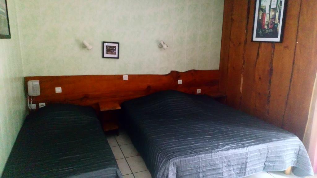Hotel Restaurant Lancheton Saint-Julien-Mont-Denis 외부 사진